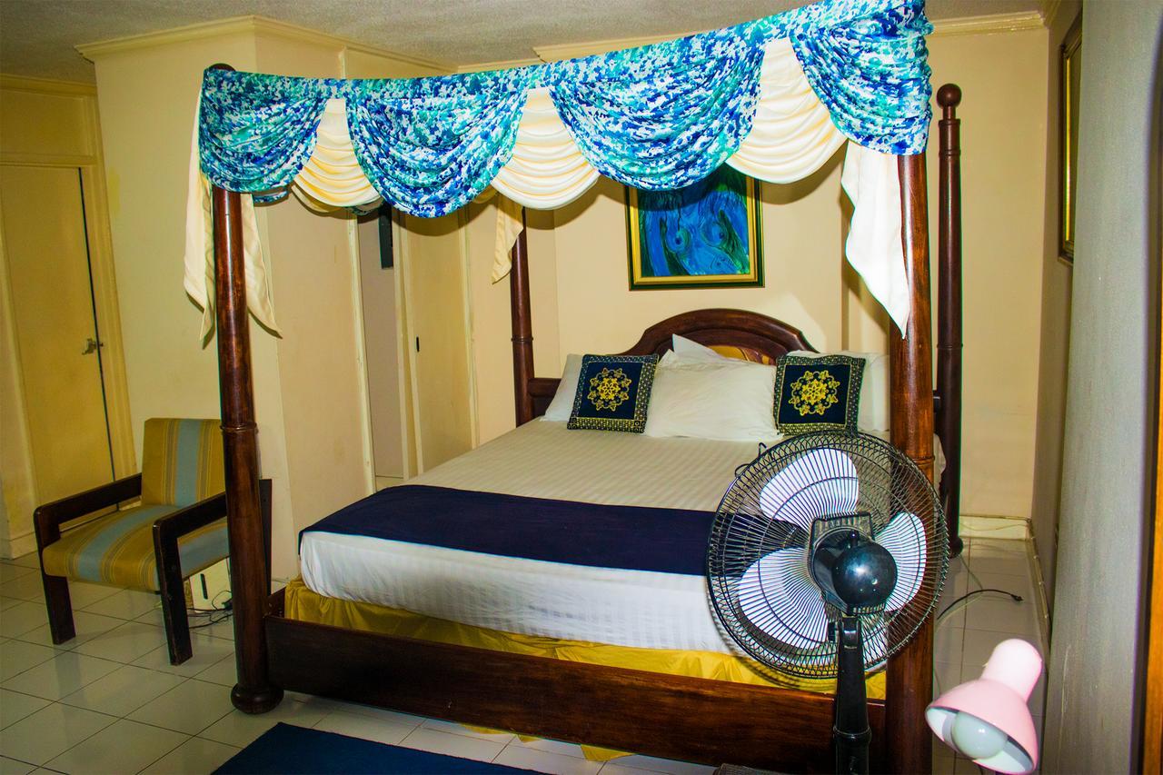 Turtle Beach Towers Ocho Rios Exteriör bild