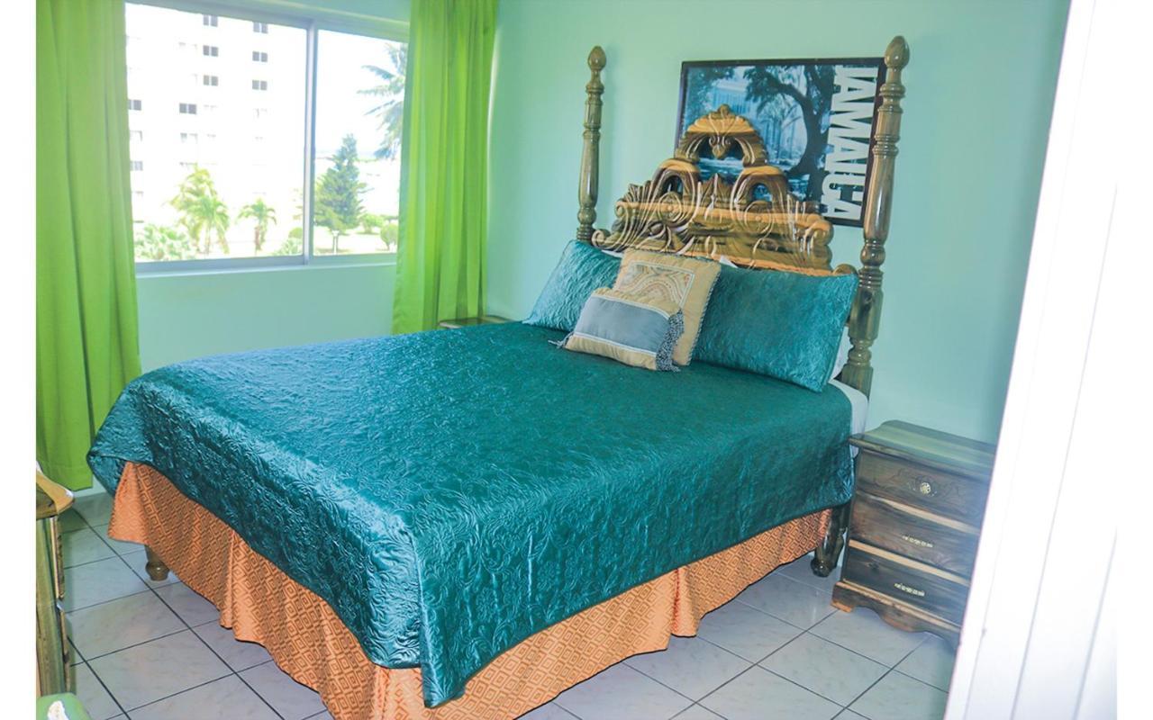 Turtle Beach Towers Ocho Rios Exteriör bild